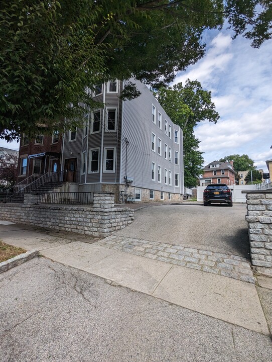 20 Sherman Ave in Yonkers, NY - Building Photo