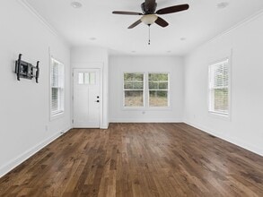 7 Railroad St in Greenville, SC - Building Photo - Building Photo