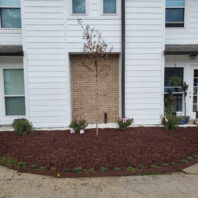 11823 Morgan Hill Ct, Unit Unit D in Baton Rouge, LA - Building Photo - Building Photo