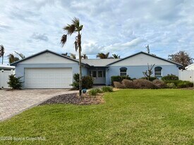 190 Harwood Ave in Satellite Beach, FL - Building Photo