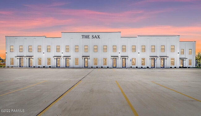 property at 711 E Main St