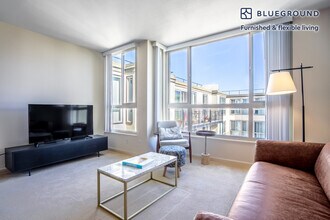 2290 Stockton St in San Francisco, CA - Foto de edificio - Building Photo