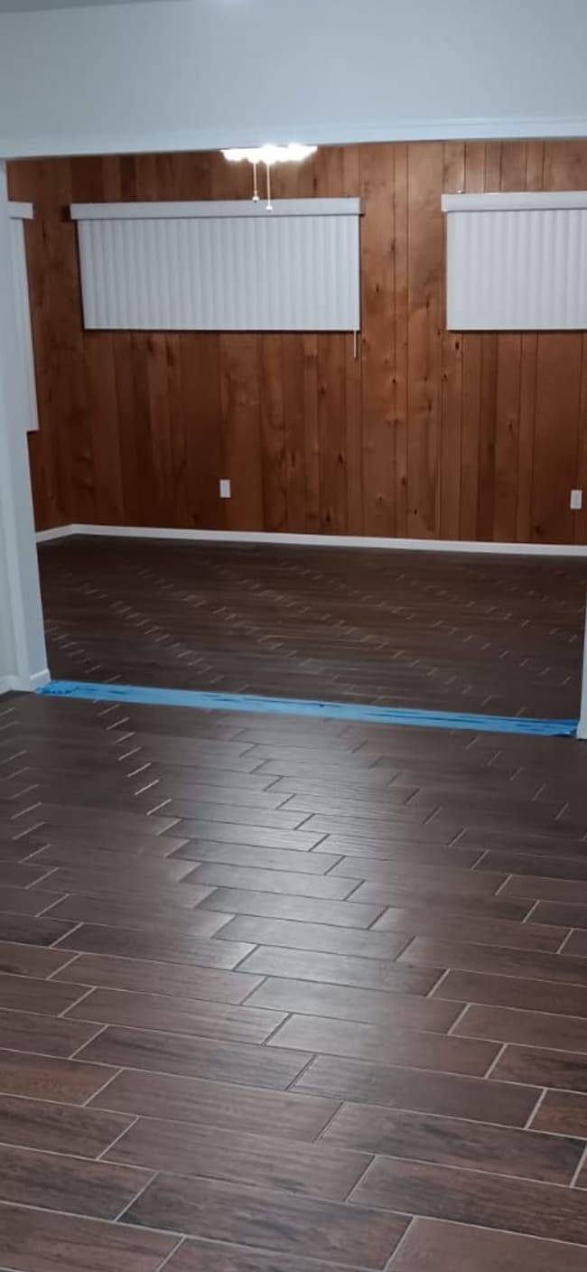 1579 E Avenue Q12 in Palmdale, CA - Building Photo - Building Photo