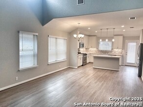 2077 Egret Ave in Canyon Lake, TX - Building Photo - Building Photo