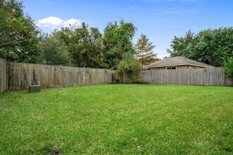 27645 Fairhope Meadow Ln in Kingwood, TX - Building Photo - Building Photo
