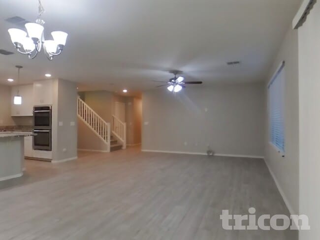 11692 N 165th Ln in Surprise, AZ - Foto de edificio - Building Photo