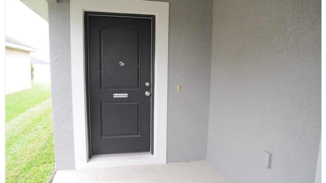 10727 Standing Stone Dr in Wimauma, FL - Foto de edificio - Building Photo