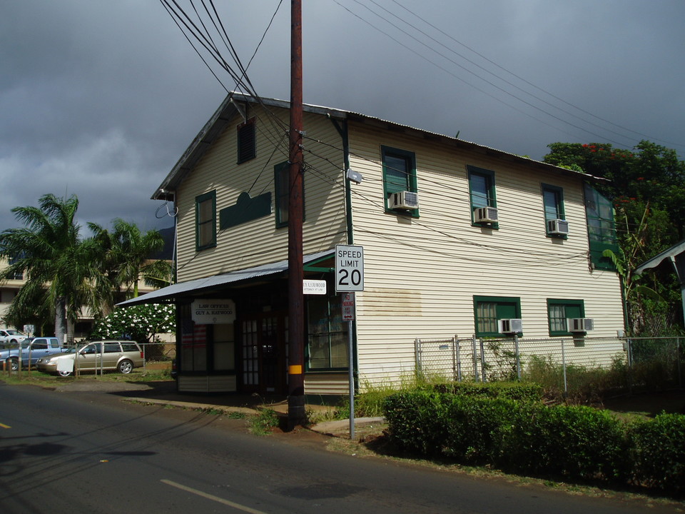 2150 Vineyard St in Wailuku, HI - Foto de edificio