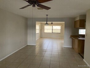 287 W Casurina Pl, Unit 4206 in Beverly Hills, FL - Foto de edificio - Building Photo