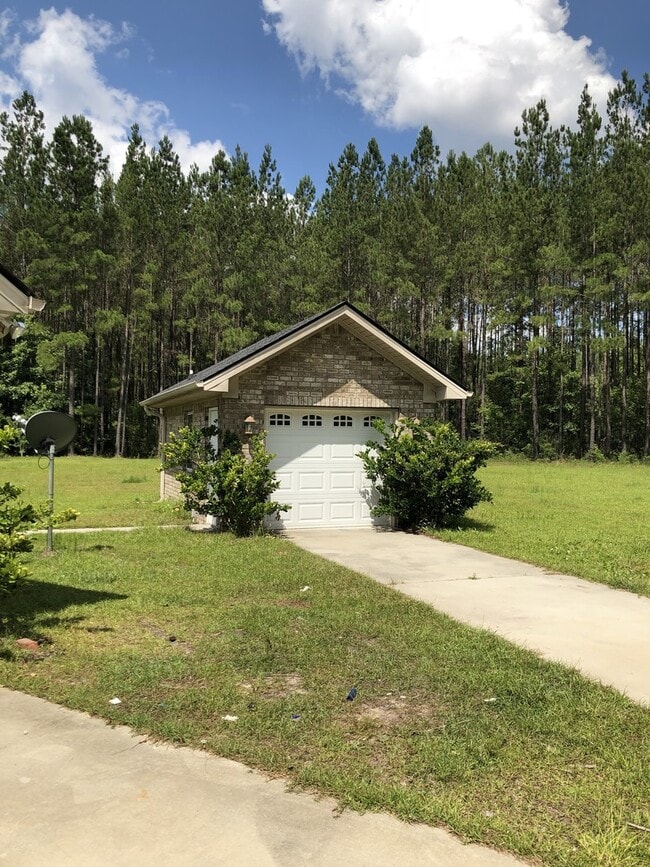 160 Prince Rd in Ludowici, GA - Building Photo - Building Photo