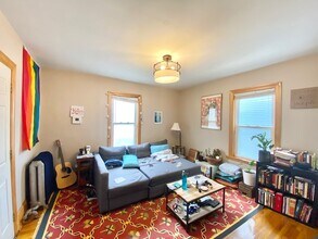 137 Marcella St, Unit 1 in Boston, MA - Building Photo - Building Photo