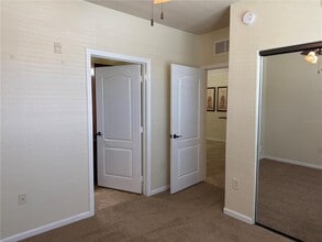 902 Charo Pkwy in Davenport, FL - Building Photo - Building Photo