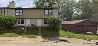 257 Northport Hills Dr in Florissant, MO - Building Photo