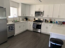 73641 Sunnyslope Dr, Unit 1 in Twentynine Palms, CA - Building Photo