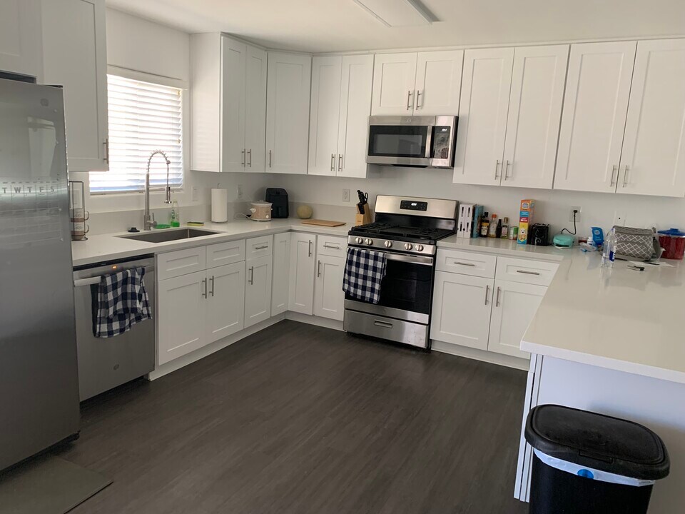 73641 Sunnyslope Dr, Unit 1 in Twentynine Palms, CA - Building Photo