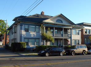 Edwards in Tacoma, WA - Building Photo - Building Photo