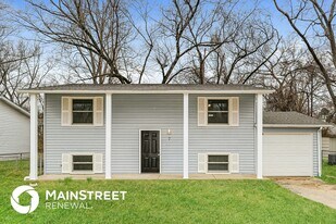 7 Marveline Dr in St. Charles, MO - Building Photo