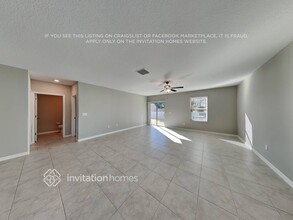 1409 Flower Dust Dr in Ruskin, FL - Foto de edificio - Building Photo