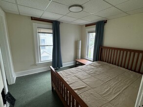 7 Monroe St in Burlington, VT - Foto de edificio - Building Photo