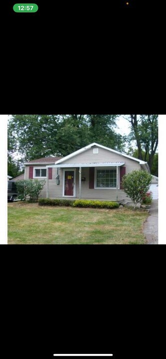 125 E Rouse St in Lansing, MI - Building Photo