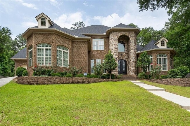 property at 7691 Sweetgum Ct