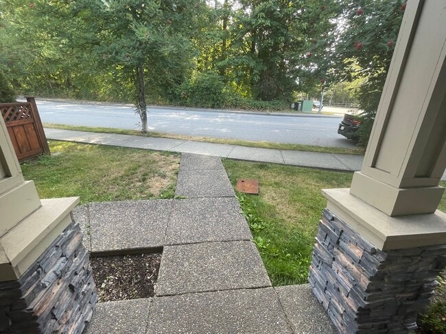 23679 Kanaka Wy in Maple Ridge, BC - Building Photo - Building Photo