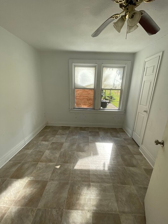 5571 Era Ave in St. Louis, MO - Building Photo