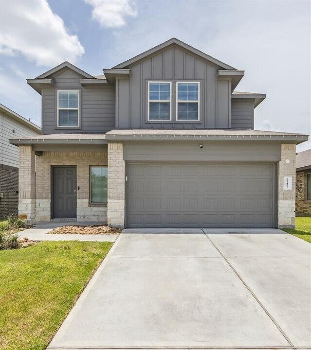 22431 Gilded Peak in Spring, TX - Building Photo