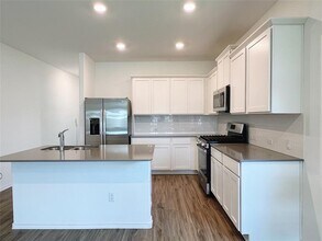 5621 Bellissima Way in Round Rock, TX - Building Photo - Building Photo