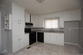 5113 Allen St in North Little Rock, AR - Building Photo - Building Photo