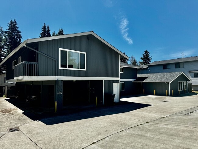 12601 SE 30th St in Bellevue, WA - Building Photo - Building Photo