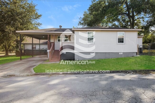 property at 2900 S Main St