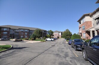 6402 Milwaukee St, Unit 204 in Madison, WI - Building Photo - Building Photo