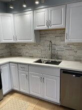 1412 Carol Ct in Palatine, IL - Building Photo - Building Photo
