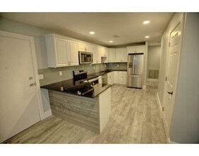 1 Carey Cir in Revere, MA - Building Photo - Building Photo