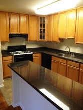 Spring Ridge Apartments in Gaithersburg, MD - Building Photo - Building Photo