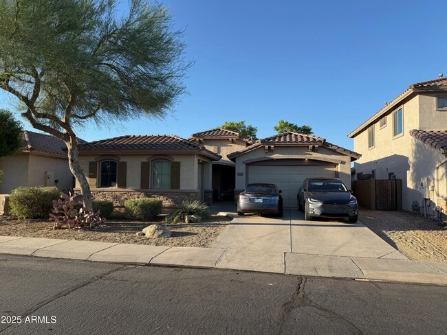 property at 2541 W Shackleton Dr