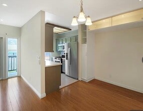 409 Burchett St in Glendale, CA - Building Photo - Building Photo