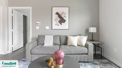 8200 Clarksprings Dr in Dallas, TX - Building Photo - Building Photo