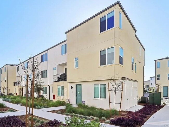 property at 5460 Shorefront Dr