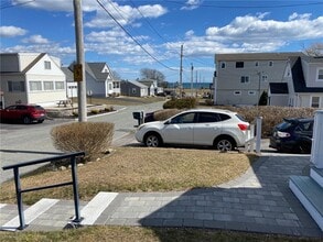 20 St James Rd in Narragansett, RI - Building Photo - Building Photo