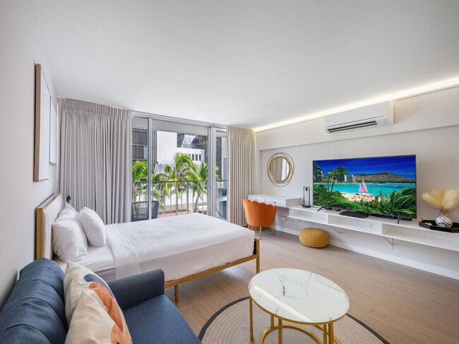 364 Seaside Ave in Honolulu, HI - Building Photo - Building Photo