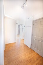 1 Cool Blow St in Charleston, SC - Foto de edificio - Building Photo