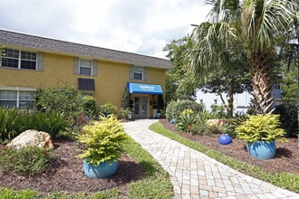 San Marco Village Apartments in Jacksonville, FL - Building Photo - Building Photo