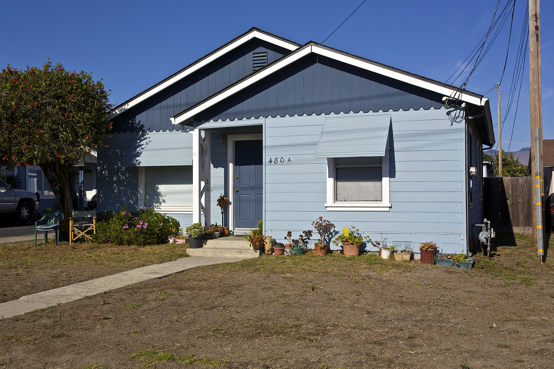 480 Beck St in Watsonville, CA - Building Photo