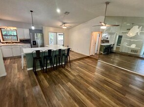 1394 Catalina Blvd in Deltona, FL - Building Photo - Building Photo