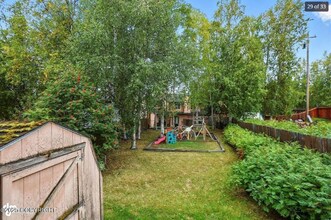 7071 Baxter Terrace Cir in Anchorage, AK - Foto de edificio - Building Photo