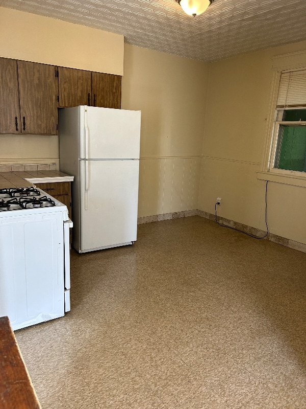 29 Maple Ave in Waterbury, CT - Building Photo - Building Photo