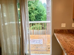 4204 214th St SW in Mountlake Terrace, WA - Building Photo - Building Photo