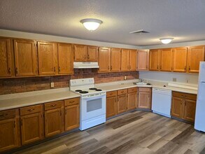 147 Rawson Rd in Quincy, MA - Building Photo - Building Photo